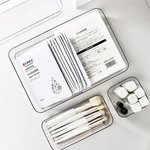 Caja organizadora de maquillaje de plástico transparente con divisores para almacenamiento en el escritorio, soporte para brochas cosméticas y lápices labiales, forma rectangular, sin tapa - Product Image 3