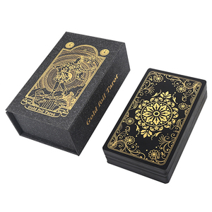 Venta al por mayor de cartas de <span class=keywords><strong>Tarot</strong></span> impermeables de PVC personalizadas, modelo de <span class=keywords><strong>universo</strong></span> sol dorado negro con Manual de usuario, naipes duraderos - Product Image 1