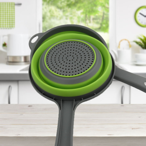 Handvat Ruimtebesparende Siliconen Zeef Vergiet Kwart Ronde Keukenzeef Met Handvat Opvouwbaar Vergiet En Zeef - Product Image 4