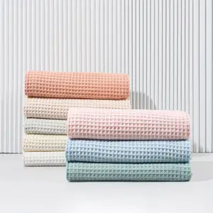 Hongbo OEM/ODM all'ingrosso traspirante sudore avvolgere il bambino waffle coperta morbido di bambù tessuto del bambino Swaddle coperte per neonato