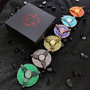 Spinner Antiestrés 7 en 1, Dados Metálicos Giratorios para Dedos, Dados para Juegos de Rol como Dungeons and Dragons - Product Image 5