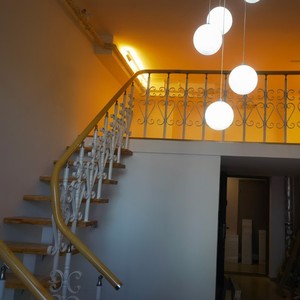 Thép và gỗ tối giản đơn dầm cầu thang gác xép với lan can lan can cho nhà sử dụng căn hộ song công thiết kế dầm dốc - Product Image 2