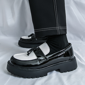 Zapatos de vestir de cuero PU, zapatos mocasines informales con borlas, suela gruesa de rejilla blanca y negra, zapatos de charol con plataforma sin cordones - Product Image 5