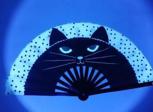 Abanico Plegable de Nailon Kongfu Grande con Impresión Personalizada para Fiestas Nocturnas y Clubes, Producto de Artesanía en Bambú - Product Image 3