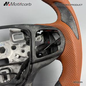 Volante Personalizado de Fibra de Carbono Mate con Empuñaduras de Cuero Marrón para Ford Explorer ST ST-Line King Ranch 2020-2027 - Product Image 4