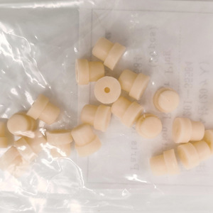 แผ่นฉีดสาร Shimadzu รุ่น 201-35584 ขนาด 7x5 มม. ทำจากซิลิโคน สำหรับเครื่องโครมาโทกราฟีก๊าซ GC-14C GC-2014 GC-2010 - Product Image 1