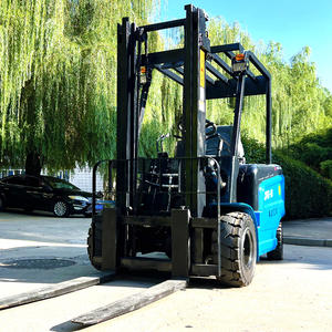 China Alta calidad Heli Mini Carretillas elevadoras 1,5 <span class=keywords><strong>Ton</strong></span> 2 <span class=keywords><strong>Ton</strong></span> <span class=keywords><strong>3</strong></span> <span class=keywords><strong>Ton</strong></span> 5 <span class=keywords><strong>Ton</strong></span> diesel 2,5 <span class=keywords><strong>Ton</strong></span> Carretilla elevadora Nueva carretilla elevadora eléctrica usada - Product Image 4