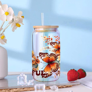 Bouteille en verre ambré ronde de 16 oz pour une jolie célébration automnale, exprimez votre amour pour l'automne avec des autocollants de transfert UV DTF pour porte-clés - Product Image 3