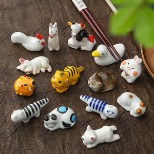 Chinese Zodiac Theme Ceramic Chopsticks Holder Japanese Style Chopsticks Rest Porcelain Tableware Gifts Set for Restaurant Bar