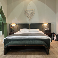 Muebles italianos Modernos Personalizados King Size Juegos de dormitorio de madera de cuero Cama de lujo para muebles de hoteles