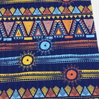 100% Baumwollstoff 120gsm 142cm Breite Leichtgewichtiges Gewebtes Baumwolltextil für Hemden Kleider Bekleidung