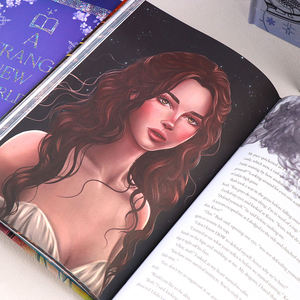 Impresión de Libros de Novelas Románticas con Tapa Dura Personalizada, Bordes Pintados, Cubierta con Estampado en Lámina Dorada, Encuadernación Cosida, Edición Especial, Fabricante - Product Image 2