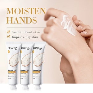 Crema Mani all'Estratto di Riso a Marchio Privato, Idratante, Sbiancante, Illuminante, Non Unta, Anti-Età, Texture Setosa e Liscia - Product Image 5