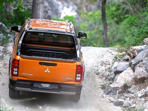 Véhicule <span class=keywords><strong>utilitaire</strong></span> 4x4 Triton 2026, suspension durable, carrosserie anti-corrosion, adapté à l'agriculture, <span class=keywords><strong>au</strong></span> transport agricole et aux travaux sur le terrain - Product Image 6