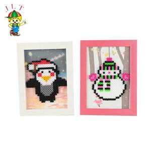 Nouveauté 2025 : Kit de perles <span class=keywords><strong>Hama</strong></span> <span class=keywords><strong>3D</strong></span> écologiques pour animaux de Noël, modèles éducatifs, cadre photo, perles de 5 mm, logo personnalisé - Product Image 2
