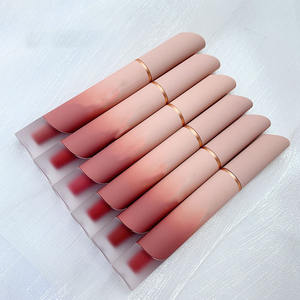 Rouge à lèvres de maquillage en gros, mélange de couleurs, prix de gros, sans cruauté, longue tenue, soyeux, non collant, fini velours mat crémeux - Product Image 2