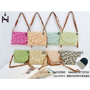 Borsa a Tracolla Bicolore con Patta 28x22cm Design Intrecciato in Carta BOLSO - Product Image 1