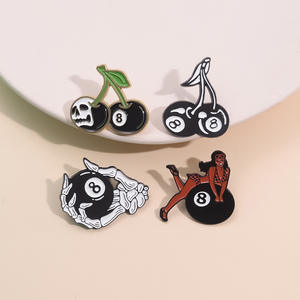 Magische 8-Ball Kersen Emaille Spelden Grappige Creatieve Kersen Zwart 8 Biljart Broche Kraag Revers Badge Punk Sieraden Cadeau Voor Vriend - Product Image 4