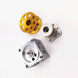 โรงงานรับรองมาตรฐาน ISO9001 รับผลิตชิ้นส่วนโลหะอะลูมิเนียมและสแตนเลสแบบกำหนดเองด้วยเครื่องจักรซีเอ็นซีความแม่นยำสูง บริการงานกัดและกลึง - Product Image 3