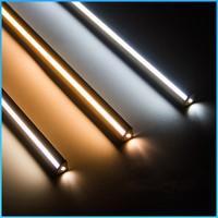 Lumière d'angle LED pour armoire, éclairage d'induction linéaire pour cave à vin et penderie avec couvercle en silicone