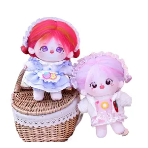 Fabricante de juguetes de peluche muñeca suave personalizada 20cm peluche encantador Kpop Idol muñecas con ropa bajo moq k-pop Idol muñecas de pelo largo