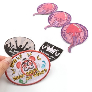 Étiquettes personnalisées de haute qualité sans minimum de commande, cousues sur machine Tajima, badges et <span class=keywords><strong>écusson</strong></span>s brodés sur mesure avec motifs <span class=keywords><strong>animaux</strong></span> - Product Image 2