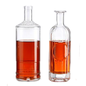 Bouteilles en verre transparent de haute qualité vides Bouteilles liquides multiformes Vodka Whisky <span class=keywords><strong>Tequila</strong></span> avec bouchon en liège - Product Image 3