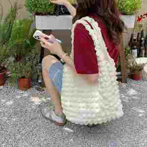 Bolso de Hombro para Estudiante Bestella, Elegante Bolso de Compras con Diseño de Nubes y Flores, Bolso Simple Forrado - Product Image 6