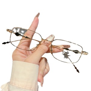 31265 Lunettes anti-lumière bleue de style coréen avec monture carrée argentée pour femmes, myopie, monture complète, verres PC, origine Taizhou - Product Image 2