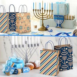 Sacs cadeaux en papier kraft personnalisés avec poignées torsadées pour fêtes, anniversaires, baby showers et shopping - Product Image 5