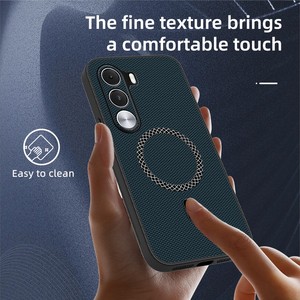Funda Protectora Magnética de Cuero Premium con Acabado Mate Antipolvo y Antigolpes, Compatible con <span class=keywords><strong>Carga</strong></span> Inalámbrica para <span class=keywords><strong>Realme</strong></span> C400/C400i 4G - Product Image 3