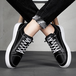 Chaussures pour hommes, tendance printemps 2022, chaussures blanches polyvalentes, version coréenne, baskets décontractées en cuir respirant, vente en gros - Product Image 4