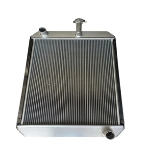 Chine best-seller bus accessoires bus scolaire moteur <span class=keywords><strong>radiateur</strong></span> refroidisseur intermédiaire condenseur évaporateur réservoir d'eau assemblage - Product Image 3
