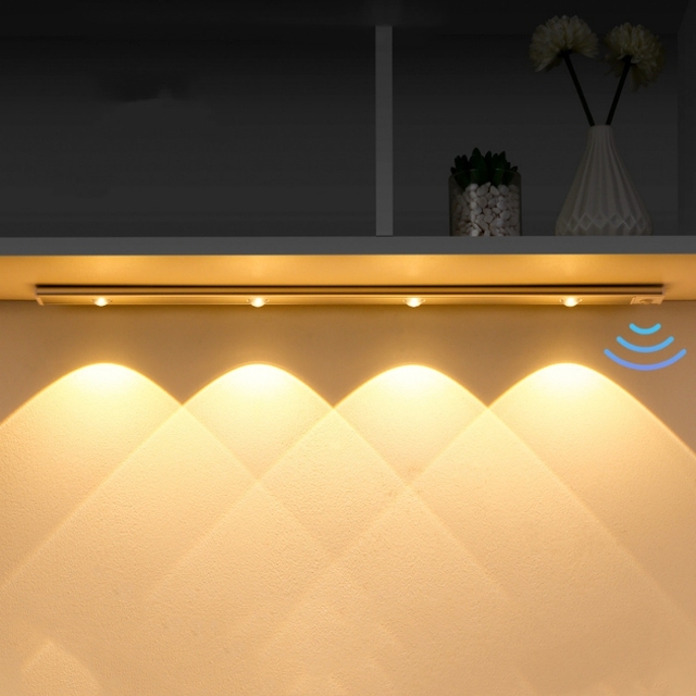 Easy Installation Living Room Rechargeable Wireless Smart Sensor Under Cabinet Light LED Night Light