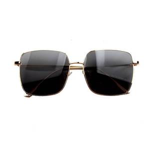Gafas de Sol Polarizadas Boch Designer Gold con Montura Completa Cuadrada y Lentes de Color para Mujer, Estilo Vintage, Protección UV400, Modelo de Tendencia 2026 - Product Image 4