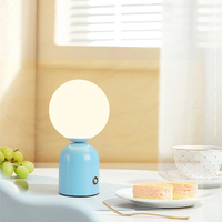 Lampe de bureau LED moderne en métal, rechargeable USB, à intensité variable tactile, idéale pour les salles de lecture, les bureaux, les chambres à coucher et les maisons.
