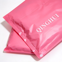 Sac de Courrier Imprimé Rose en Gros avec Fermeture Éclair, Sac d'Expédition Personnalisé en Polyéthylène avec Logo, Sac d'Expédition de Vêtements Imperméable et Réutilisable