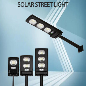 Vendita di alta qualità lampada solare da giardino Ip65 impermeabile ad alta sicurezza Design solare lampioni con telecomando - Product Image 2