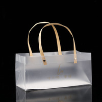 Sacs fourre-tout pliables en plastique transparent givré, esthétiques et de haute qualité, pour boîtes cadeaux de beauté et emballage cadeau