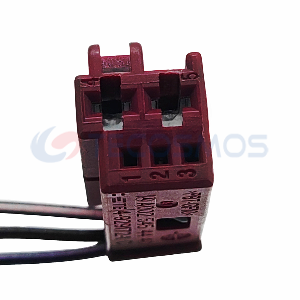 Automobile Waterproof Wiring Harness Connector Plug CT5-0049M-3