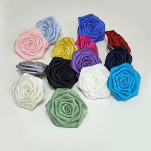 ユニセックスニューファッションハンドメイドシミュレートローズフローラルブローチラペルピンシルク生地スーツアクセサリー男性用真鍮ショートピン - Product Image 4