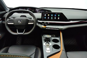 Changan UNI-V 2022 1.5T Turbo DCT Automático, Volante a la Izquierda, Edición Premium, Euro 6, Asientos <span class=keywords><strong>de</strong></span> Cuero, Neumáticos R18, Sedán Deportivo Juvenil - Product Image 6