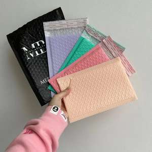 Sobres de Envío de Polietileno 100% Biodegradables con Diseño de Logotipo Personalizado, Bolsas de Embalaje para Camisetas y Ropa - Product Image 6