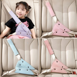 Ajusteur de ceinture de sécurité en cuir premium pour siège auto enfant, anti-étranglement, sangle d'assistance bébé, protecteur d'épaule, fixateur universel - Product Image 1