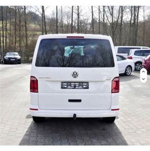 Véhicules d'<span class=keywords><strong>occasion</strong></span> bien entretenus à vendre - Volkswagen T6 Multivan <span class=keywords><strong>Van</strong></span> / Minibus - Product Image 3