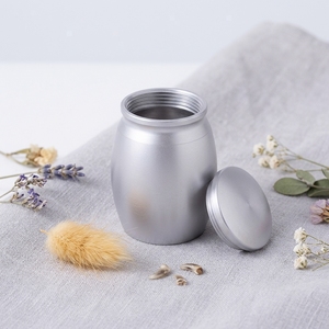 Guci Kenang-kenangan Hewan Peliharaan Mini dari Logam, Wadah Kremasi untuk Abu, Rambut, Kuku Anjing Kucing, Tutup Sekrup, Kedap Udara, Anti Lembab, 10ml - Product Image 3