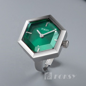 <span class=keywords><strong>Orologio</strong></span> ad Anello Esagonale Mini Personalizzato da <span class=keywords><strong>Donna</strong></span> e Uomo con Tonalità <span class=keywords><strong>Verde</strong></span> Naturale, <span class=keywords><strong>Orologio</strong></span> di Lusso al Quarzo con Logo Personalizzato - Product Image 5