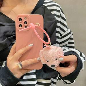 <span class=keywords><strong>Coque</strong></span> <span class=keywords><strong>de</strong></span> <span class=keywords><strong>protection</strong></span> <span class=keywords><strong>de</strong></span> mode pour filles pour iPhone Vivo pour <span class=keywords><strong>Huawei</strong></span> <span class=keywords><strong>coque</strong></span> <span class=keywords><strong>de</strong></span> téléphone portable avec pendentif petit ours couverture arrière mobile - Product Image 2