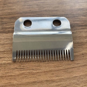 Cuchilla de Repuesto Profesional para Cortadora de Cabello, 2 Orificios, Tamaño Estándar, Cuchilla de Acero Inoxidable - Product Image 3