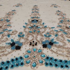 La tela de encaje bordado a mano más vendida para vestido étnico tela de trabajo de lujo disponible a precio asequible - Product Image 6